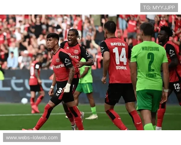 多特蒙德两球领先斯图加特,昂达夫梅开二度将比分扳平